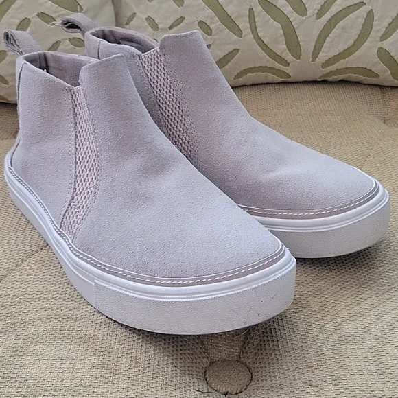 Toms Womens Bryce Suede Slip On Booties (Z) - Picture 2 of 8